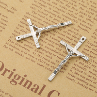 Collier avec pendentif en croix de jésus, lecteur religieux, Article catholique