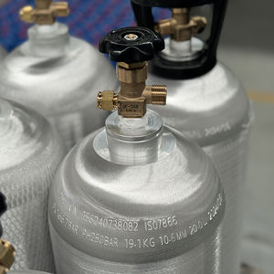 Tabung Gas <span class=keywords><strong>CO2</strong></span> Minuman 10Lbs 20lbs 6.7L 13.4L Standar ISO DOT Tabung <span class=keywords><strong>CO2</strong></span> <span class=keywords><strong>Aluminium</strong></span> - Product Image 3