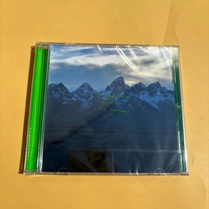 Kanye <span class=keywords><strong>West</strong></span> <span class=keywords><strong>Ye</strong></span> CD. Obra maestra definitiva del hip-hop introvertido, el lanzamiento crudo y experimental. - Product Image 1