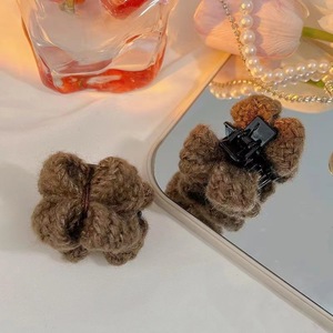 Princess hair <b>clips</b>, side claw <b>clips</b>, women's 2024 new winter hot-selling <b>bow</b> knitted small bangs <b>clip</b> hair accessory - Product Image 1