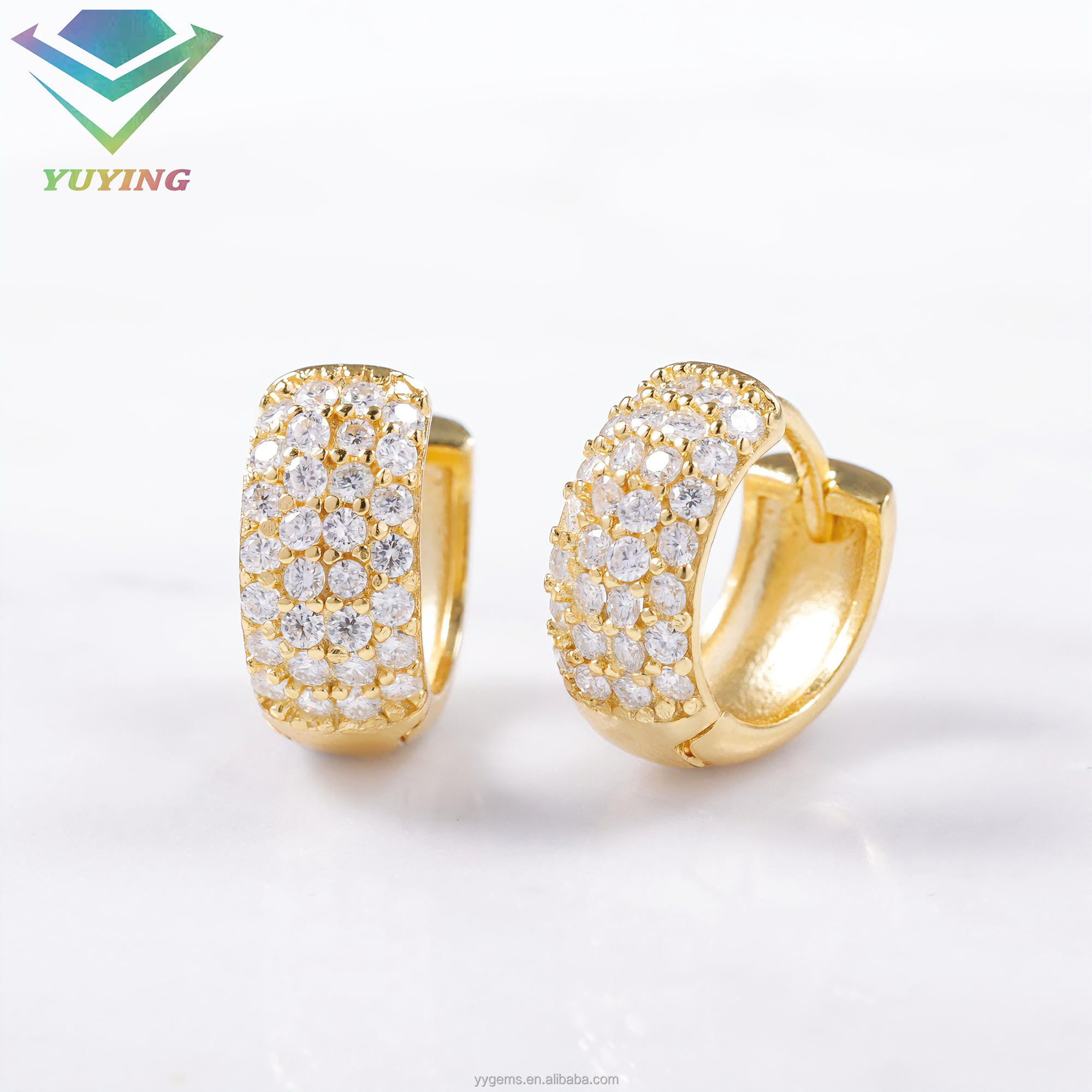 สีเหลือง