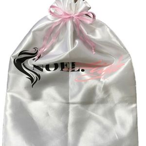 Sac d'emballage en satin de soie vierge personnalisé avec logo, vente chaude - Product Image 1