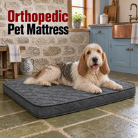 Matelas orthopédique pour chien avec design de tapis pour animaux de compagnie et options de revêtement en tissu amovible et lavable et de passepoil pour les commandes en gros d'articles pour animaux de compagnie