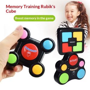 Máquina de Juego de Memoria para Niños con Luces LED y Efectos de Sonido, Juguete Interactivo Multijugador para Entrenar la Coordinación Mano-Ojo - Product Image 3