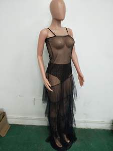 فستان نسائي مثير بحمالة رقبة شبكية من الترتر الشفاف من خلال شرابة للحفلات الموسيقية والنادي والمساء - Product Image 4