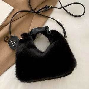 <span class=keywords><strong>Borsa</strong></span> a <span class=keywords><strong>Tracolla</strong></span> Invernale <span class=keywords><strong>Rossa</strong></span> da Donna 2025 con Design Fatato, Chiusura a Cerniera, a Forma di Cintura - Product Image 6