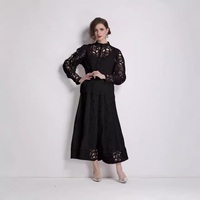 Ensemble de jupes personnalisées Cardigan slim en dentelle et jupe plissée taille haute avec broderie Ensemble deux pièces creux pour femmes de style décontracté