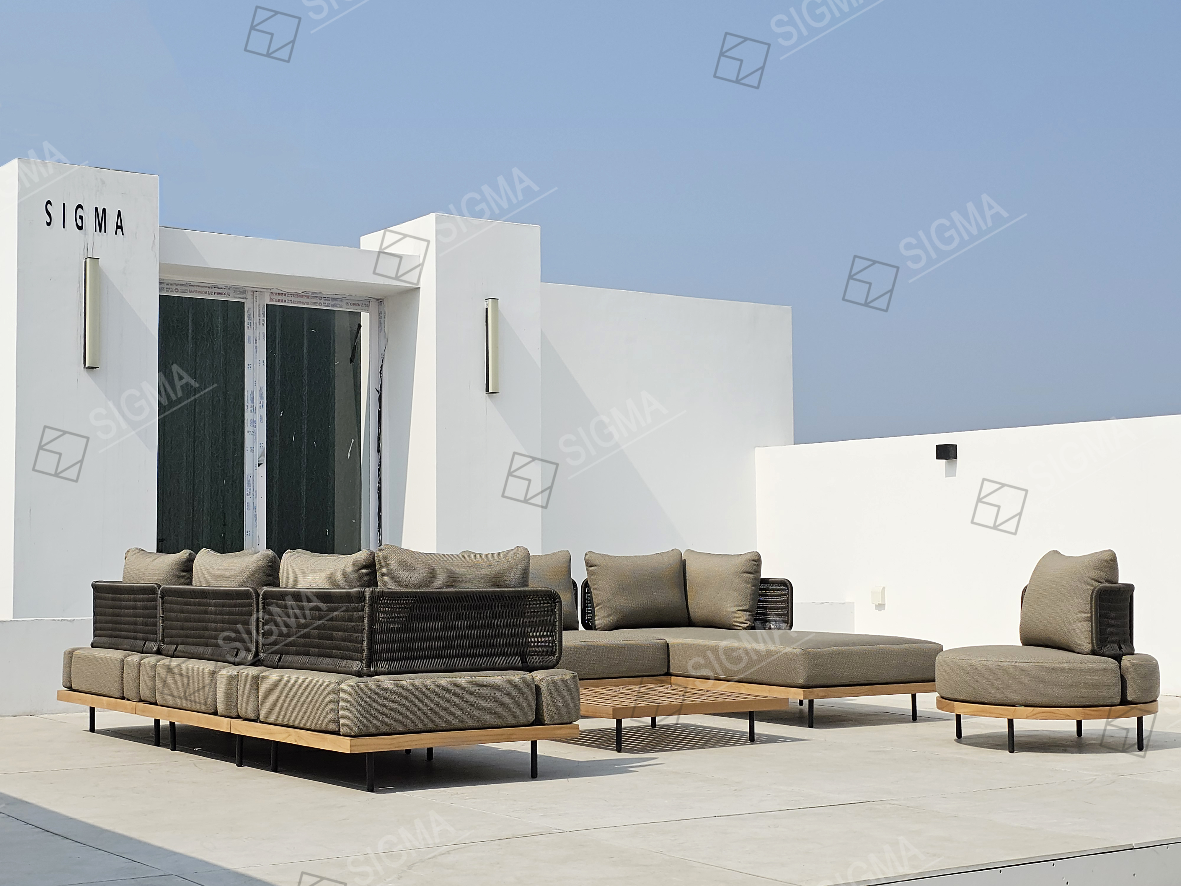 2025 Luxury Modern Teak Solid Outdoor Sofa Set for Apartments Pools Villas Farmhouses Hotels Parks Courtyards