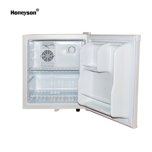 מיני מקרר למשקה חשמלית נייד קריר יותר עם תכונות תרמואלקטריות עבור מלונות וחדרי אירוח - Product Image 5