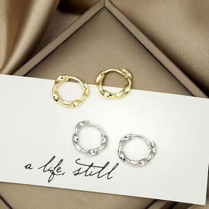 Pendientes Pequeños de Plata de Ley con Baño de Rodio, Tipo Huggie, para Mujer, Ideales para Fiestas y Regalos - Product Image 3