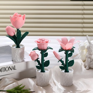 Lampada Notturna <span class=keywords><strong>a</strong></span> Forma di Tulipano, Luce da Lettura e Decorazione per Camera da Letto, Regalo per Amici e Festa della Mamma - Product Image 6