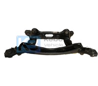 OEM 2043200489 2043503406 2043500653 Traverse arrière pour Mercedes Benz W204 W205 C200 C300 C350 C204 C205