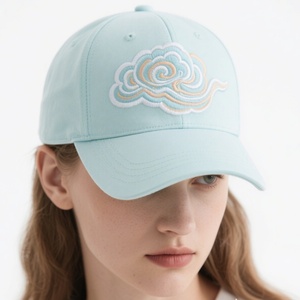 Casquettes de baseball et casquettes trucker snapback noires populaires avec logo brodé personnalisé – Vente en gros - Product Image 3