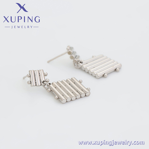 X000783058 XUPING joyería moda señoras joyería platino plateado nuevo diseño dos cuadrados en forma de nuevos pendientes colgantes - Product Image 3