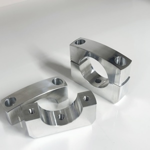 Fabricación Personalizada, Mecanizado de Precisión, Conectores de Aluminio, Fresado CNC, Piezas de Torneado, Mecanizado CNC - Product Image 1