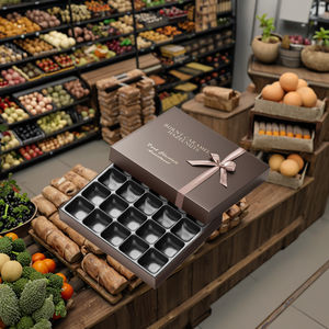 Boîte-cadeau de bonbons au chocolat <span class=keywords><strong>Ferrero</strong></span> de Noël Boîtes rigides recyclables de qualité supérieure Emballage d'écran en soie en relief par stratification brillante - Product Image 2