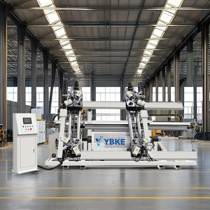 Centro de mecanizado CNC de alta velocidad de 4 ejes para la fabricación de ventanas y puertas de aluminio - Product Image 2