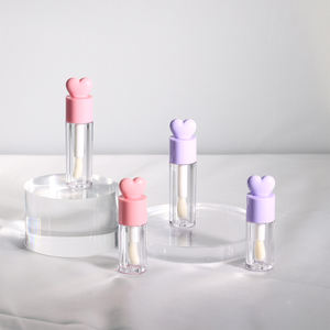 שפופרות ליפ גלוס ריקות, בצורת לב, חמודות, גליליות, אקריליות, עם אפליקטור גדול, 4 מ\\\"ל ו-6 מ\\\"ל, סיטונאי. - Product Image 3