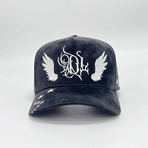 Nhà máy tùy chỉnh <span class=keywords><strong>5</strong></span> Bảng điều chỉnh gorras Mũ bóng chày sang trọng chất lượng cao cong vành da lộn <span class=keywords><strong>5</strong></span> Bảng điều chỉnh lụa satin lót Mũ bóng chày - Product Image 3