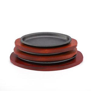 Poêle ovale en <span class=keywords><strong>fonte</strong></span> <span class=keywords><strong>pour</strong></span> <span class=keywords><strong>barbecue</strong></span> en <span class=keywords><strong>fonte</strong></span> au design coréen moderne avec plateau en bois <span class=keywords><strong>pour</strong></span> <span class=keywords><strong>plaque</strong></span> chauffante à induction - Product Image 3