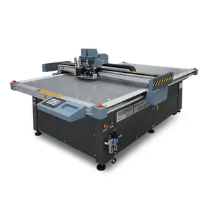 Ruizhou Quick Speed CNC No Laser Knife Blade Cutting Machine For Textile And Fabric