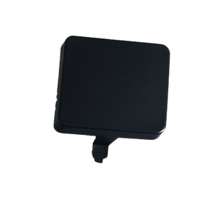 Cubierta de plástico con clip para el orificio del gancho de remolque del parachoques delantero del Dodge Journey 68034176AA - Product Image 5