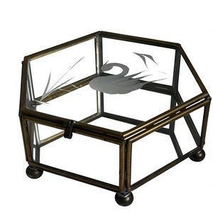 Boîte à bijoux en verre en forme de cube avec couvercle, design classique, personnalisable, légère, boîte cadeau de luxe pour mariage, conteneur de rangement en métal - Product Image 1