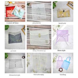 Sac à cordon en organza personnalisé avec nœud en satin, pochette de luxe pour bijoux, parfum, cadeau de mariage, logo personnalisé - Product Image 5