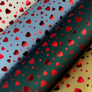 Hình Trái Tim Màu Đỏ In <span class=keywords><strong>PU</strong></span> Giả Da Với Bông Ủng Hộ Mô Hình Dập Nổi Cho Máy Tính Xách Tay Hộp Tóc Bow Trang Trí Cho Túi Xách Ghế Sofa - Product Image 4