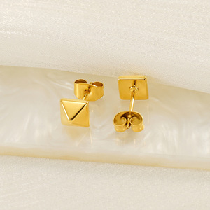 ZOGXIN Pyramid Stud Earrings 18k Gold Geometric Design For Women Fashion Jewelry - Product Image 2