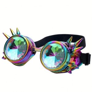 Gafas de Sol Coloridas con Remaches, Estilo Steampunk, para Hombres y Mujeres, con Logotipo Personalizado, al por Mayor, para Festivales, Cosplay, Fiestas, Gafas Caleidoscopio - Product Image 1