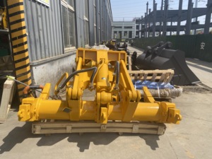 MONDE <span class=keywords><strong>Ripper</strong></span> Bulldozer Komatsu D65 <span class=keywords><strong>Ripper</strong></span> Bulldozer a tre stinchi - Product Image 4