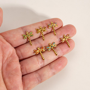 Ciondoli a Forma di <span class=keywords><strong>Libellula</strong></span> in Acciaio Inox Placcato Oro con Strass Colorati per Creazione di Gioielli Fai-da-Te - Product Image 4
