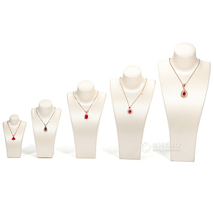 Expositor de Collares de Cuero PU de Alta Calidad y Durabilidad con Logotipo Personalizado, Soporte de Exhibición de Resina Multicolor para Joyerías Globales - Product Image 5