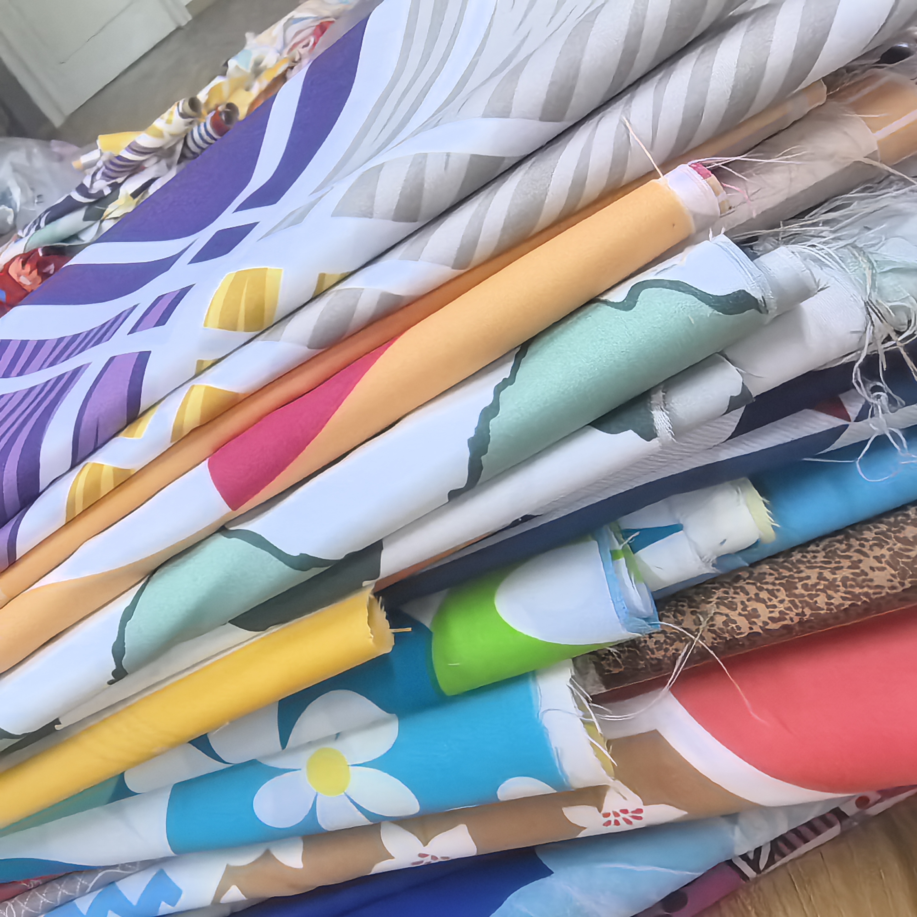 Printed Sheets Fabric Wholesale 100% Polyester Microfiber Peach Skin Fabric