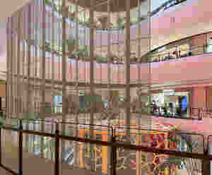 Schermo a LED ad alta definizione a parete trasparente LED <span class=keywords><strong>TV</strong></span> display schermo trasparente a LED vetro finestra P3.91 full-color - Product Image 4