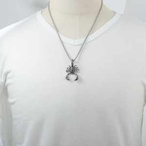 Yunnique – collier avec pendentif Scorpion en acier inoxydable, chaîne couleur or, pour hommes et femmes, bijoux à la mode, 122004 - Product Image 4