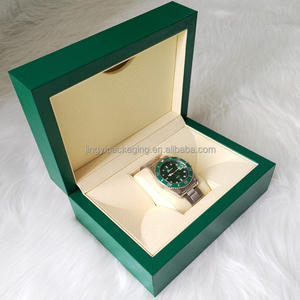 Caja de Reloj de Madera Verde Personalizada con Material Protector de PU y MDF, Estuche de Empaque de Alta Gama con Libro de Certificado - Product Image 4