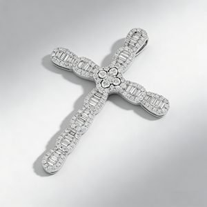 สร้อยคอจี้รูปกางเขนแบบคลาสสิก ชุบทองคำขาว 10K/14K/18K ประดับเพชร CVD ผลิตในห้องปฏิบัติการ ของขวัญสำหรับโอกาสพิเศษ - Product Image 4