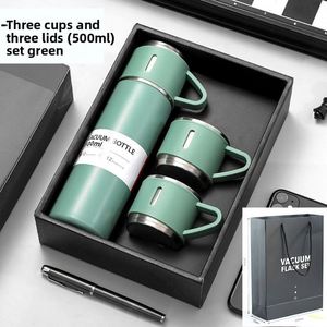Ensemble de Bouteilles Isothermes Personnalisables en Acier Inoxydable, Anti-fuite, avec 2 Tasses – Cadeau Tendance et Personnalisable avec Logo - Product Image 1