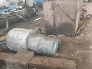 Grande machine de forgeage cylindrique pour le traitement par forgeage à chaud des pièces de machines en acier et en acier allié - Product Image 3