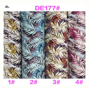 Tissu d'impression de décharge de rayonne 100% tissu de rayonne pour l'usine chinoise de tissu d'impression de vêtements - Product Image 4