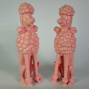 Aangepaste Moderne Kunst Hars Hond Beelden Hars Grote Roze Rode Dier Poedel Beeld Sculpturen - Product Image 6