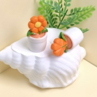 Mini cactus en résine, figurines de cactus miniatures mignonnes, décoration de bureau à domicile, plantes mignonnes, décoration de tableau de bord de voiture