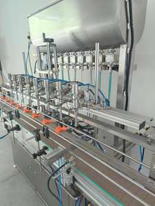 Machine de remplissage automatique à 8 têtes de haute précision avec contrôle PLC pour liquides visqueux - Product Image 2