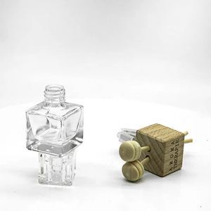 Logotipo personalizado 8ml Mini ambientador de aire de coche de madera botella de <span class=keywords><strong>Clip</strong></span> de ventilación de vehículo con tapón de rosca ambientador de aceite esencial personalizado - Product Image 3