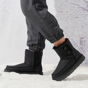 All'ingrosso stivali <span class=keywords><strong>da</strong></span> <span class=keywords><strong>neve</strong></span> a doppio bottone <span class=keywords><strong>da</strong></span> uomo 39-45 scarpe invernali calde in pelle di grandi dimensioni antiscivolo Sole Casual scarpe <span class=keywords><strong>da</strong></span> esterno Casual - Product Image 4