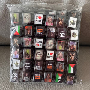 <span class=keywords><strong>Bracciale</strong></span> in Legno Elastico PERSONALIZZATO con <span class=keywords><strong>Rosario</strong></span> in Acrilico, Immagine del Cliente e Icona in Resina su Legno, Disponibile - Product Image 4