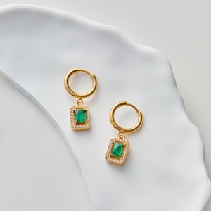 أطقم مجوهرات نسائية راقية من الفولاذ المقاوم للصدأ مع حلقات متدلية وقلادات، مرصعة بالزركون الوردي والأخضر والأبيض، لا تفقد بريقها - Product Image 5