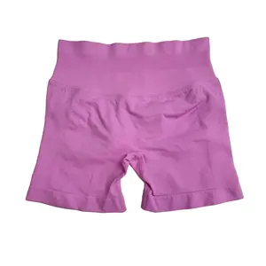 Pantaloncini da impatto 4.5 "pantaloncini da Yoga da <span class=keywords><strong>donna</strong></span> senza cuciture per allenamento corto da palestra pantaloncini Push up pantaloncini da motociclista con cintura corta a costine - Product Image 5